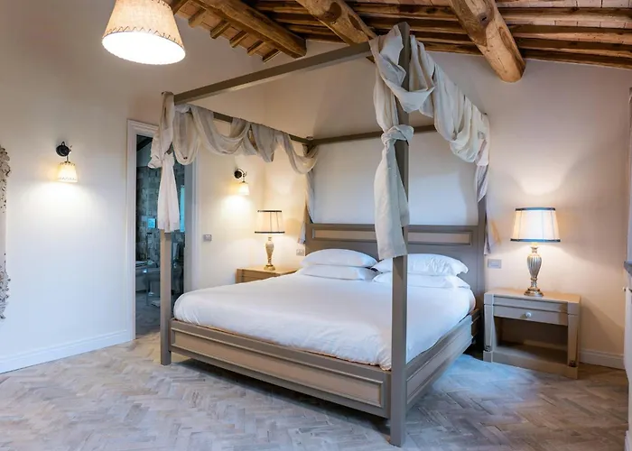 Italian With Pool Among Olive Trees Casa de Férias *